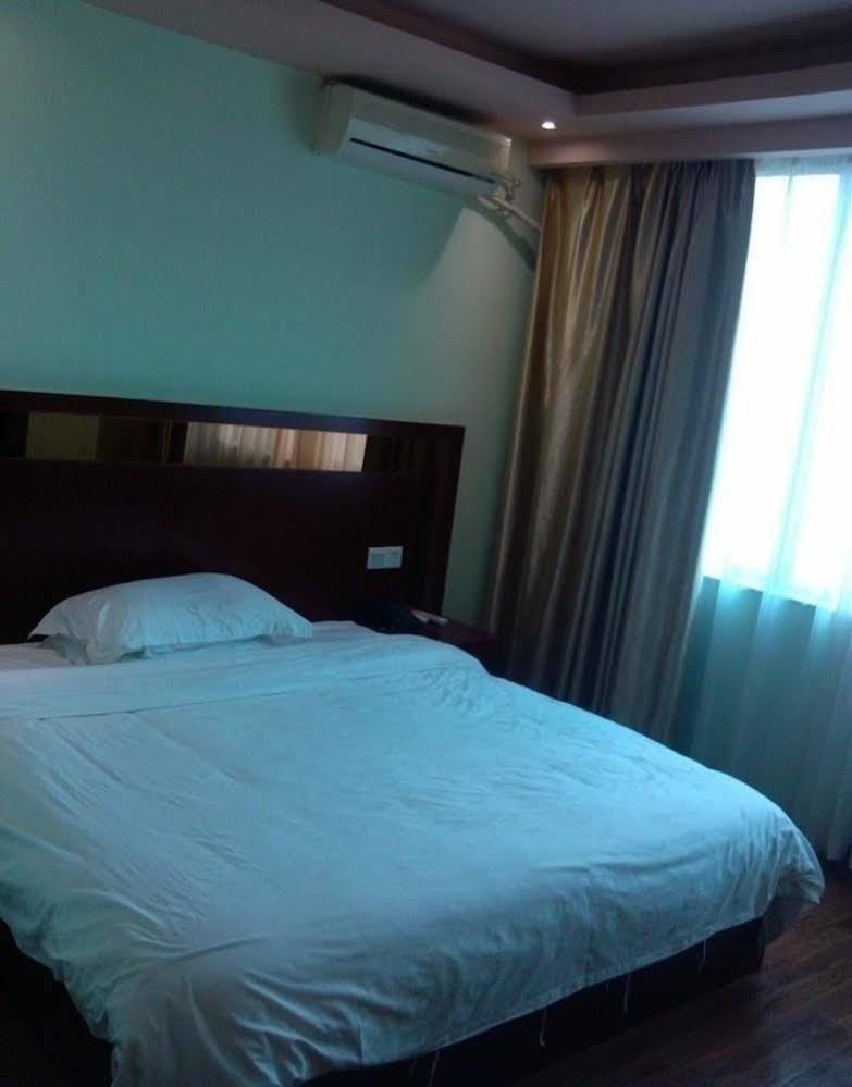 Zhanjiang Joyful Hotel Zhenhai  Екстер'єр фото