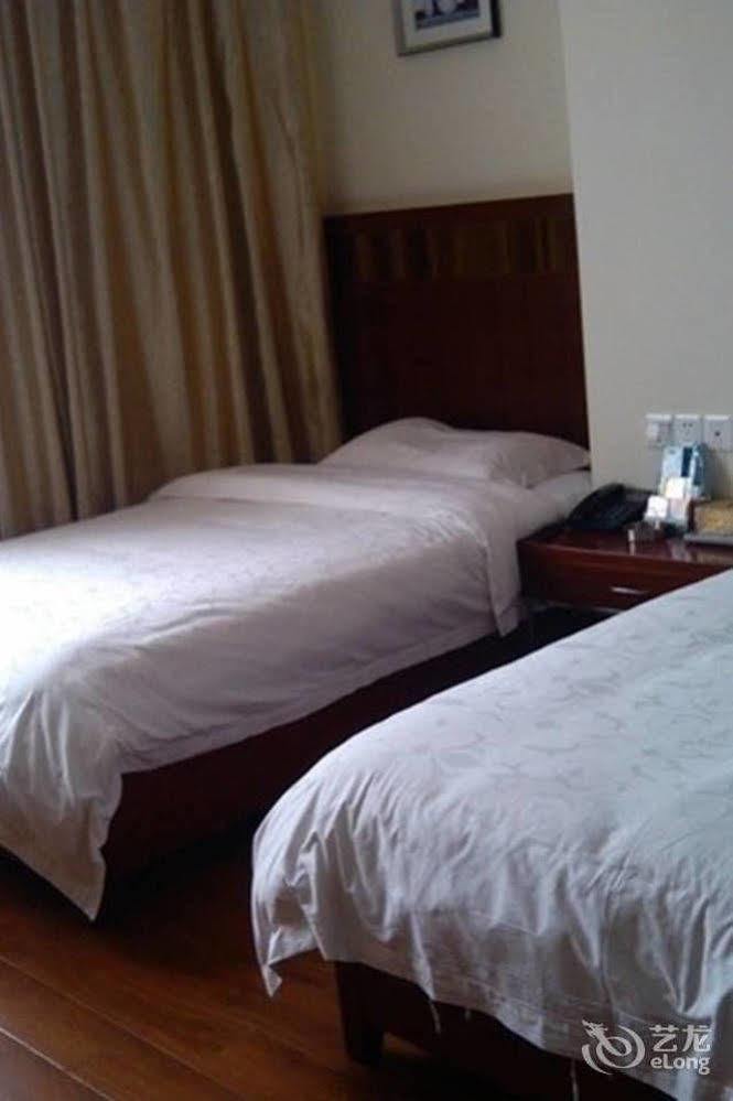 Zhanjiang Joyful Hotel Zhenhai  Екстер'єр фото